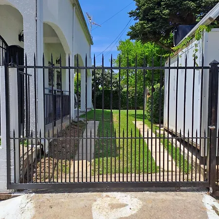 Anesis-παραθαλάσσια Βίλα *