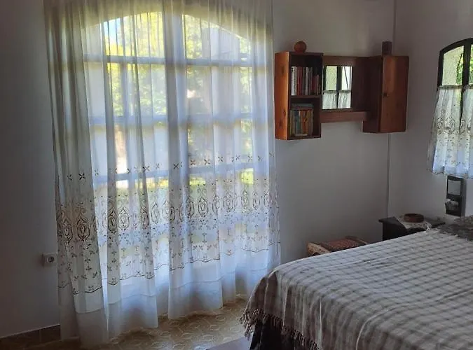 Villa Anesis-παραθαλάσσια Amaliada